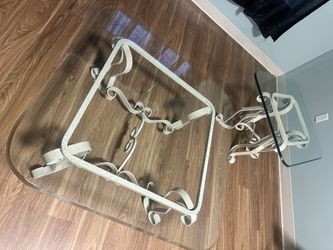 2 Tables (Coffee And End )