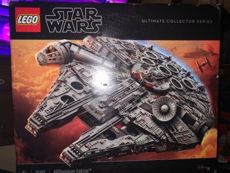 Ultimate Collector Series (UCS) Millennium Falcon, LEGO set number 75192.