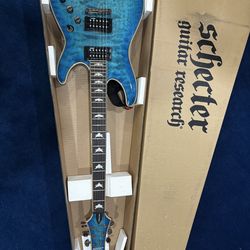 Schecter Omen Extreme-6 (Diamond Series) – Beautiful Blue –