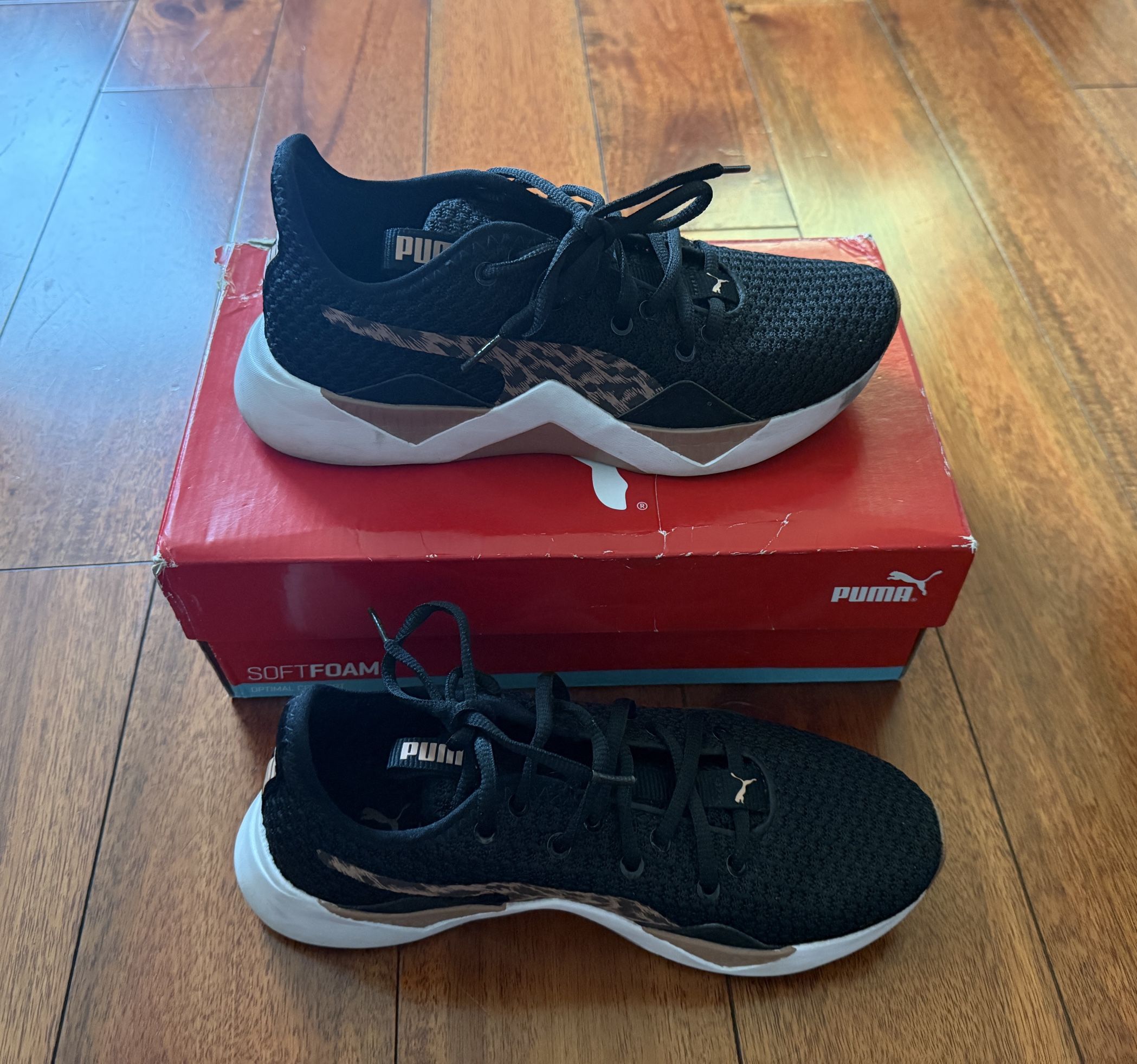 Soft foam Puma Women’s Sneakers, Size 6.5