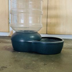 Water Jug And Pet Carry Bag 
