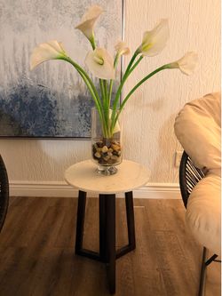 Luxury Accent Table – Like New | Exclusive Designer Collection