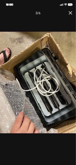 LOW PRICE MOVING- NEW $900 + TAX RETAIL RETAIL ELECTRIC SAUNA HEATER