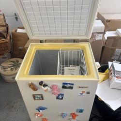 Magic Chef Mini Freezer 