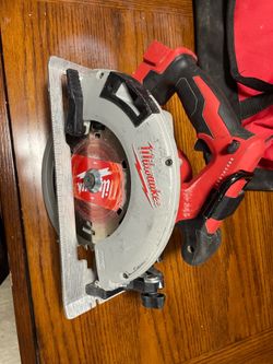 Milwaukee tool set