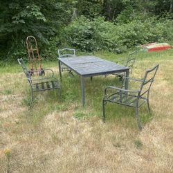 Free Table And Chairs