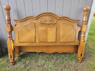 4 Poster king Size Bed Frame