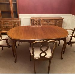 Wooden table w/ 4 chairs