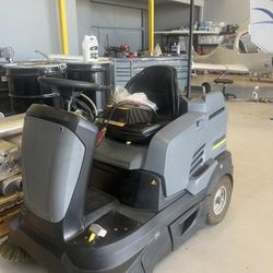 Karcher Ride On Sweeper
