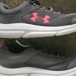 Under Armor Mens Charged Assert 10 Running Shoes,  Size 12