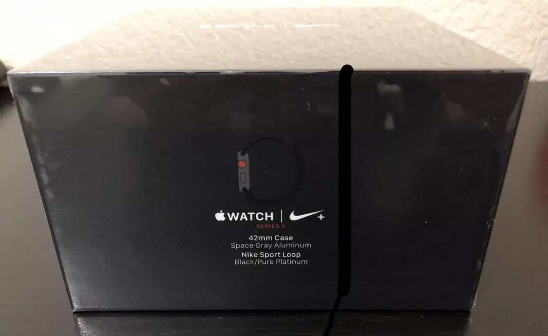 Nike + Apple Watch Series 3 (GPS-Cellular) 42mm Black Sport