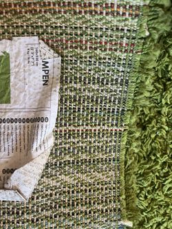 Green Rug (5 by 7)