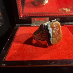 10k Vintage Roman Soldier Cameo Ring