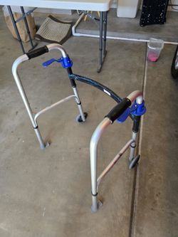 Adult walker by Drive