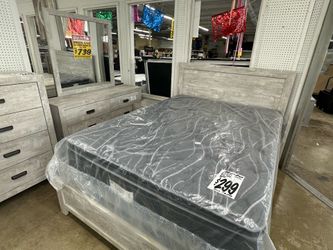 New 4pc. Rustic Grey Queen Bedroom Set (Reg. $900)