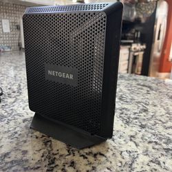 Netgear C7000v2 AC1900 Wi-Fi Cable Modem