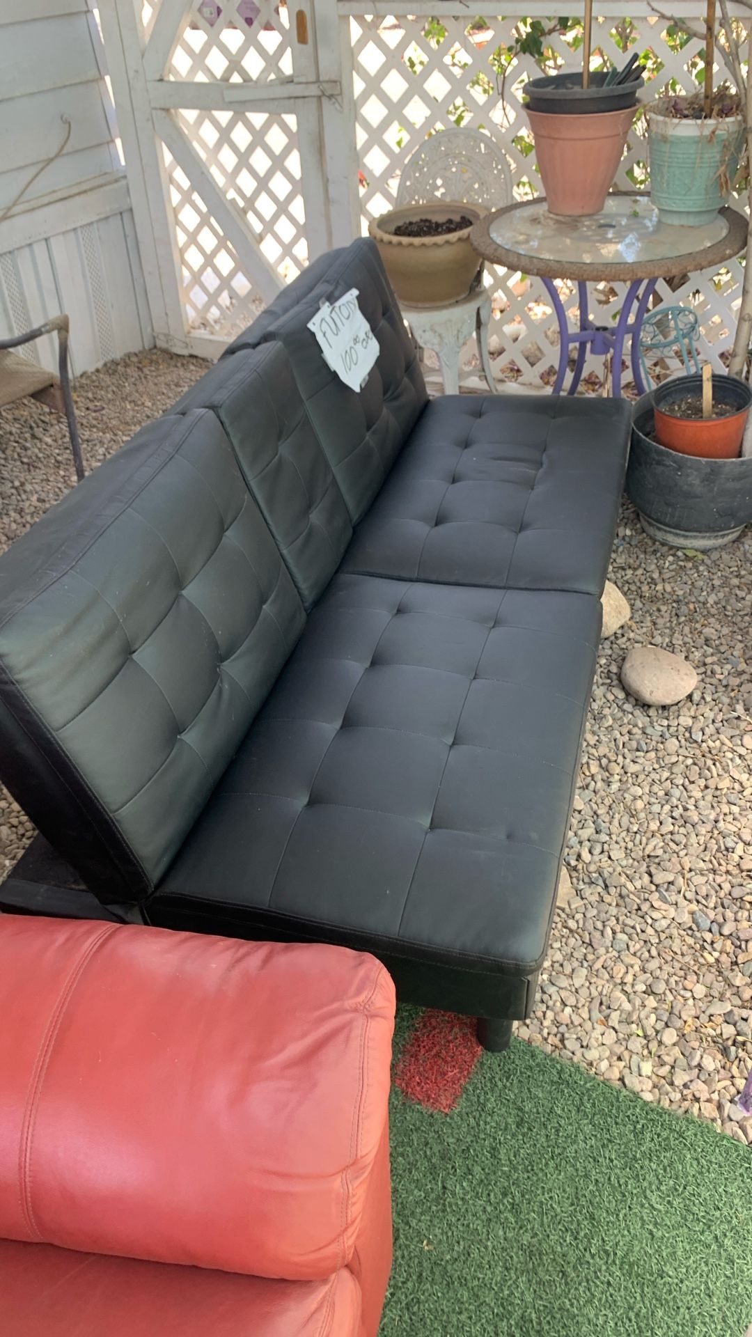 Black Futon