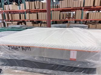 King mattress Tempurpedic supreme contour