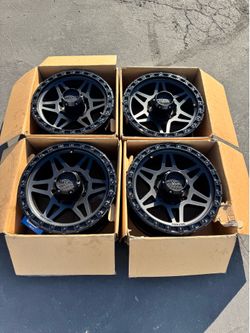8 Lug Method MR312 18" For 8x165 Duramax Chevy Silverado GMC Sierra 2500 Dodge Ram Cummins 2500