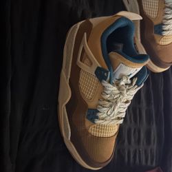 Jordan 4 Retro 