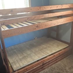 TWIN BUNK BEDS WITH TRUNDLE