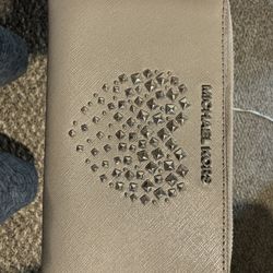Michael Kors Heart Wallet