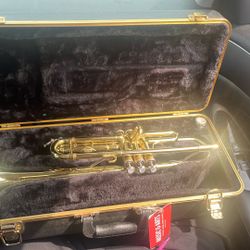 Bach TR300H2 U.S.A. Brass Trumpet