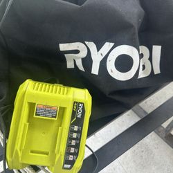 bequiadora y sopladora  nueva con bolsa  y cargador 