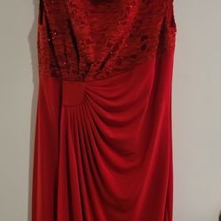 12 Womans Dresses $5 Each Or $50 For All