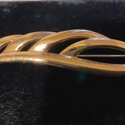 Vintage Goldtone Brooch By Napier 