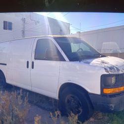 2005 Chevy Cargo Van $650