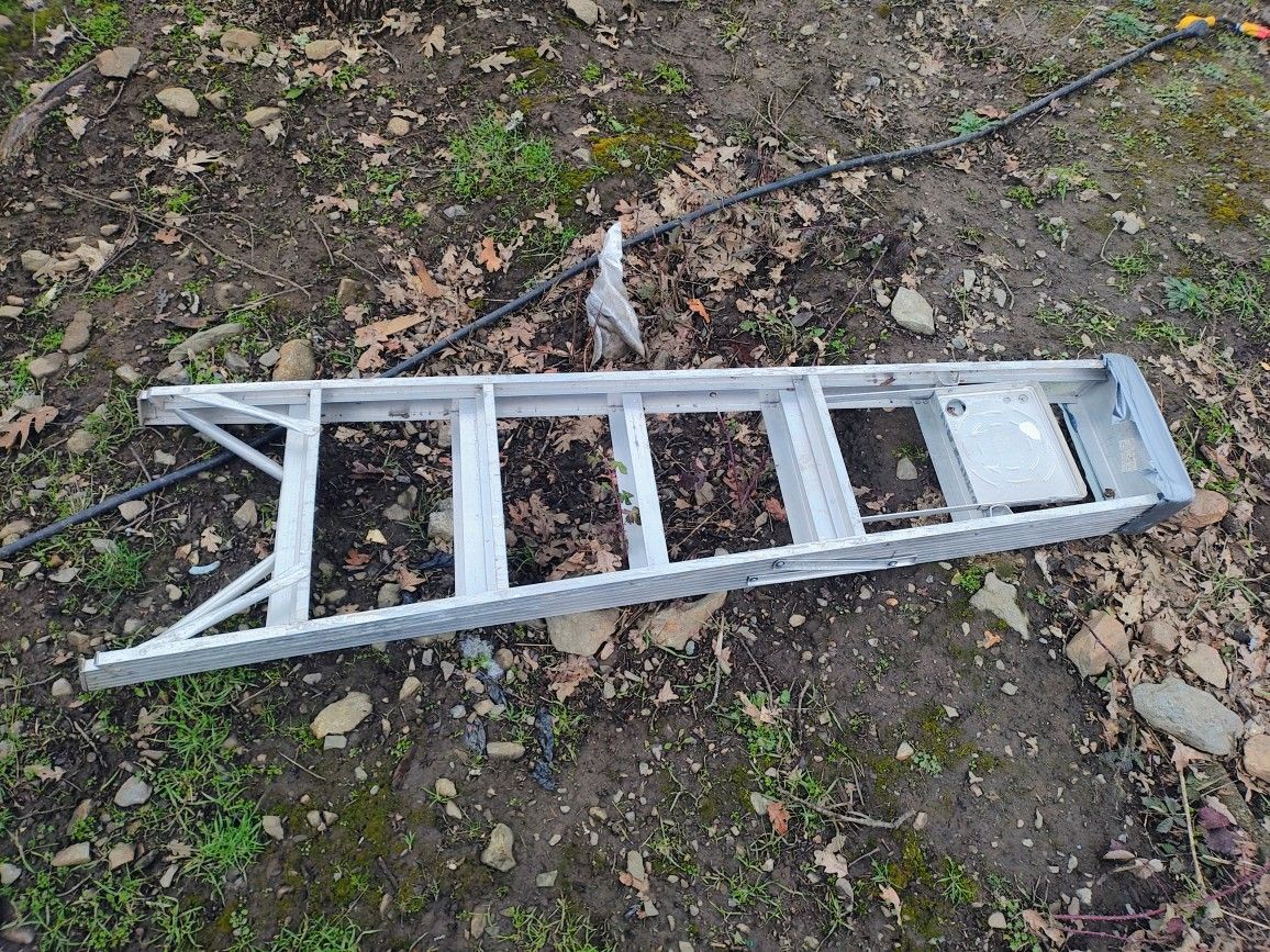 5' And 6' Step Ladder's 