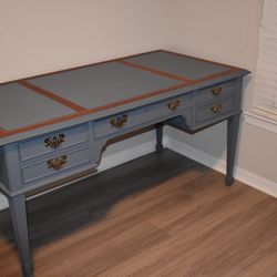 Office Desk For sale