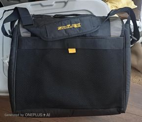 Targus Black Messenger Bag