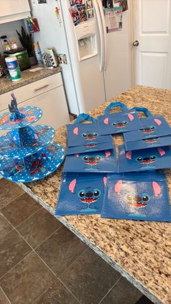 Nine stitch could be back and a cupcake holder