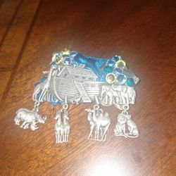 Brooch Of Noah's Ark