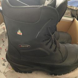 $200.00 Mens BAFFIN snow Boots  For Great Price