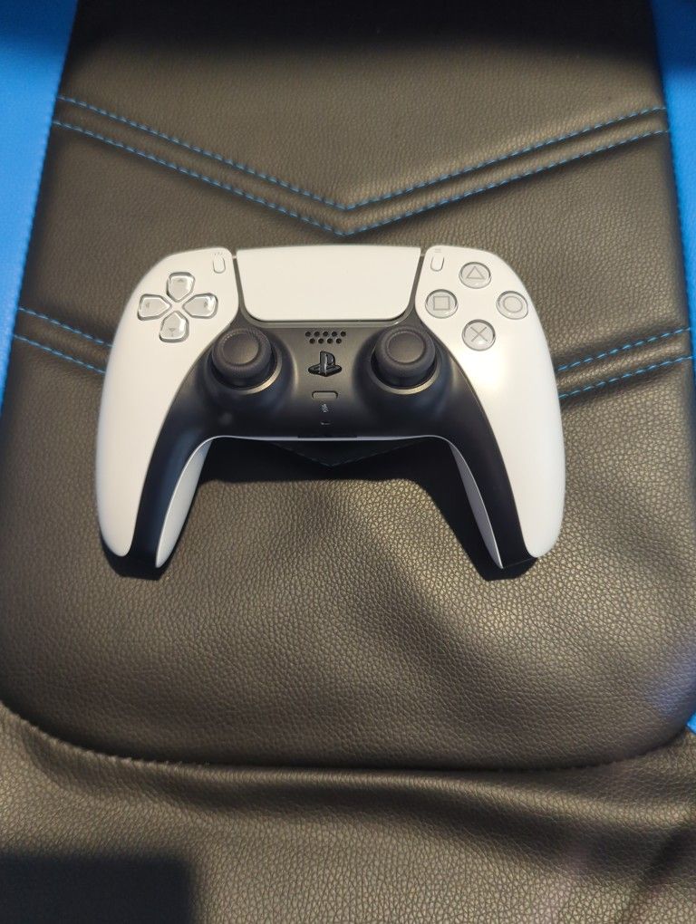 PS5 Controller
