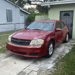2012 Dodge Avenger Red 