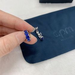 earring