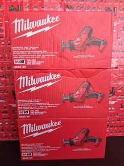 MILWAUKEE M18 18V LITHIUM-ION CORDLESS HACKZALL RECIPROCATING SAW ( TOOL ONLY  )
