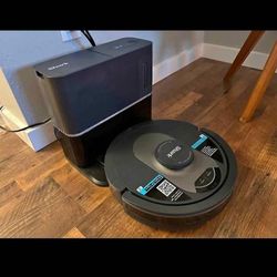 Shark AI robot Vacuum 