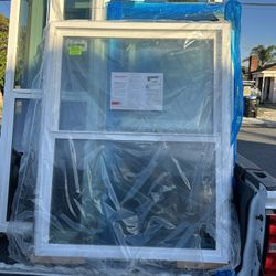 Windows 🪟double panel vinyl new window  ventanas nuevas  Height 53 inches  Width 41 1/2 inches 