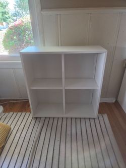 IKEA KALLAX cube book shelf