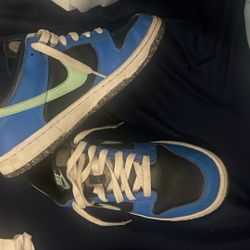 Nike dunks 
