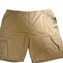 Budget Friendly $7.00 Gently Used Wrangler Size 48 Men’s Cargo Shorts 
