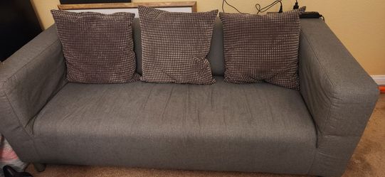 Couch/ Sofa/ Sillon