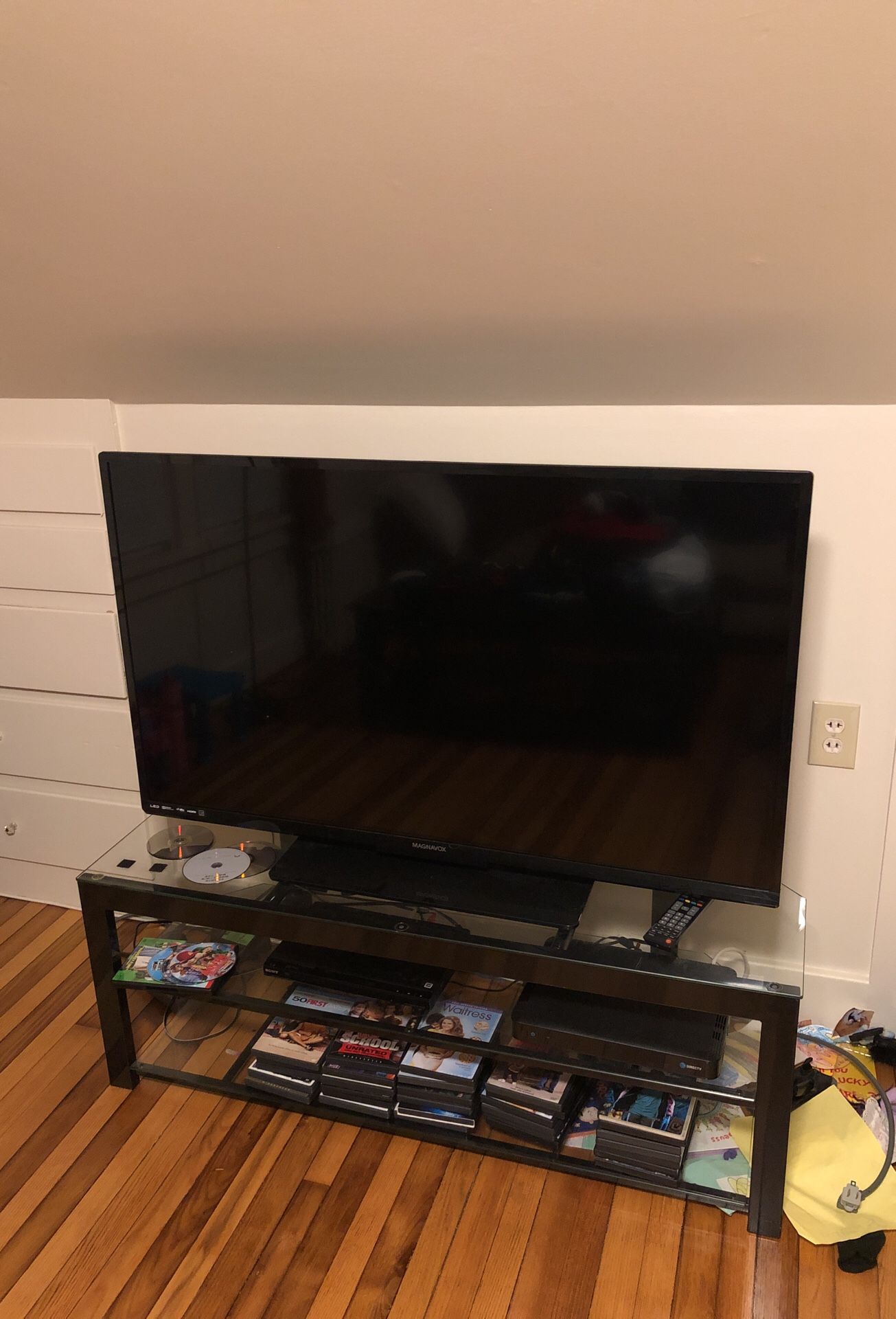 60 Magnavox