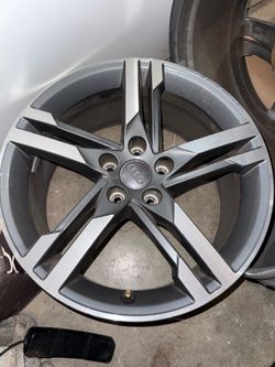 18”  2017 Audi A4 Wheel Rim