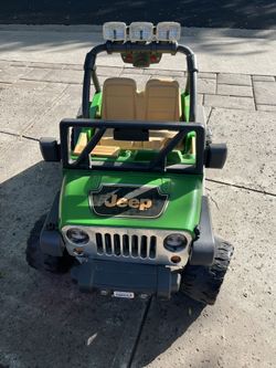 Kids Ride-on Jeep Power Wheels